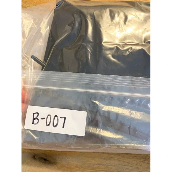 Athleta Trekkie North Jogger Pants 6T Black Sporty Travel Commuter 405726 - Picture 14 of 14